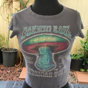 Hollister $10 Graphic Tee with Cosmic Soul Design size S